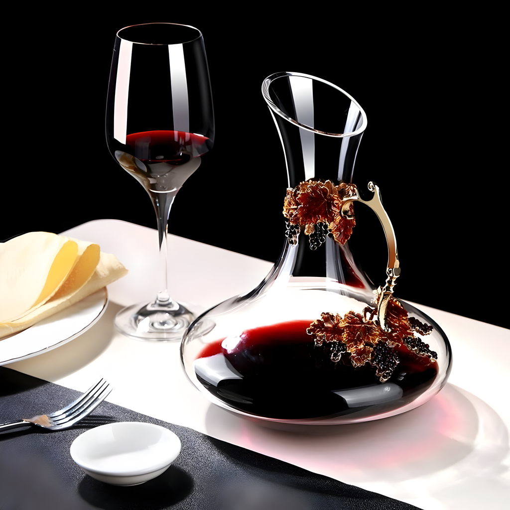 Vintara - Ancienne carafe à vin en Forme aiguière